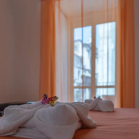 Casa Mienzo Catánia